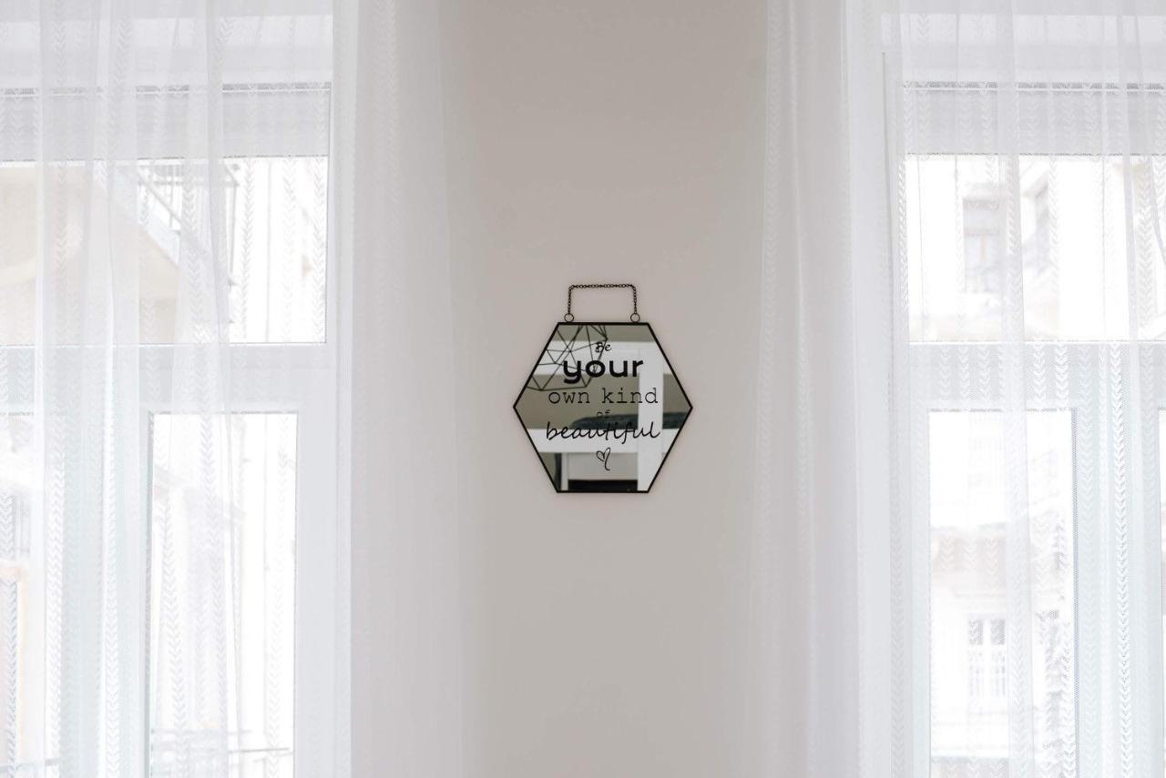 Comfy Apartment At New York Cafe With Aircon Budapest Exterior photo