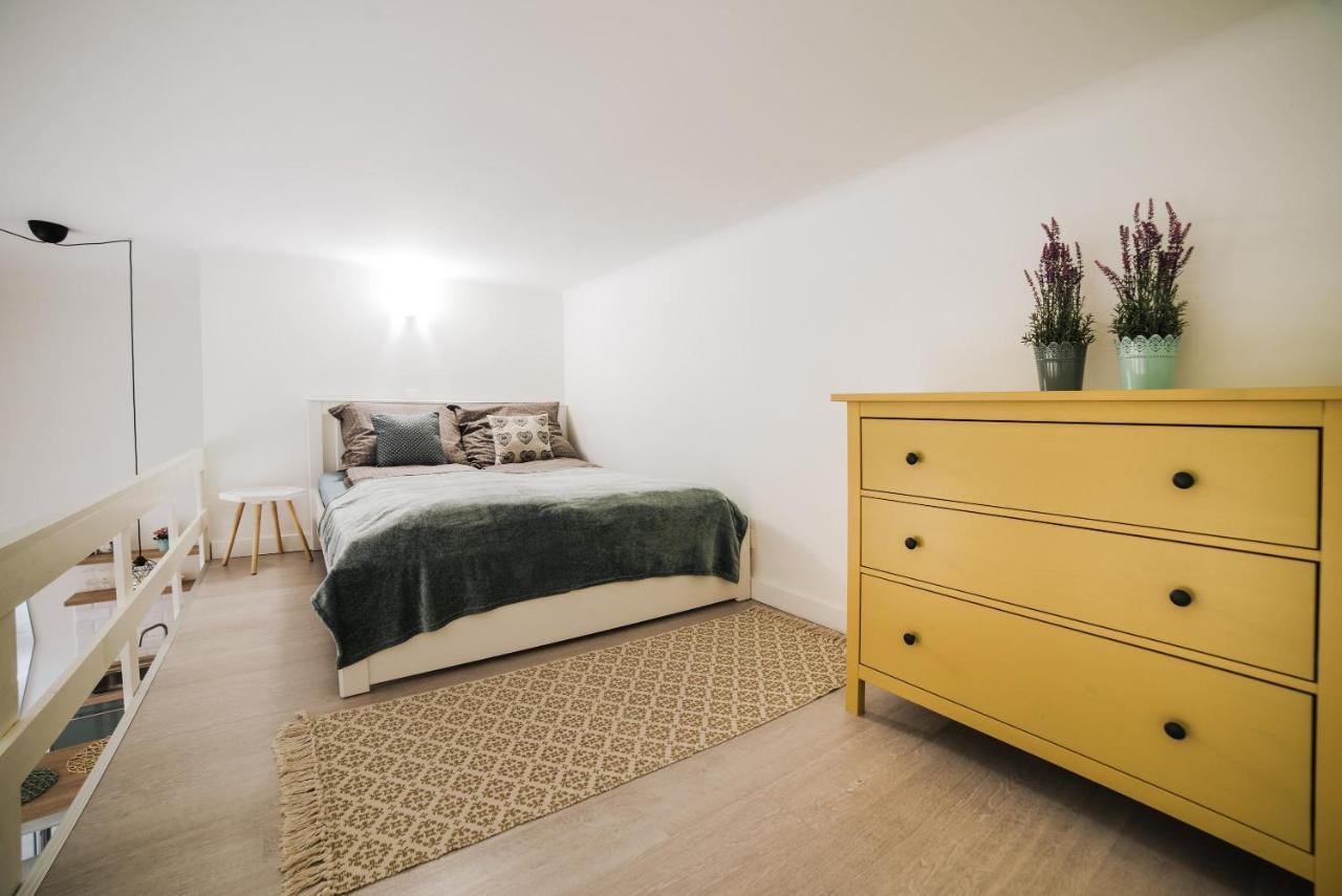 Comfy Apartment At New York Cafe With Aircon Budapest Exterior photo