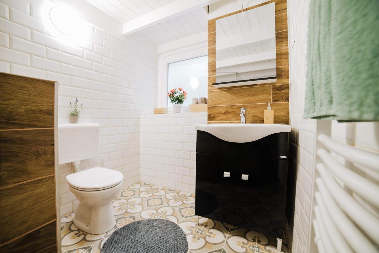 Comfy Apartment At New York Cafe With Aircon Budapest Exterior photo